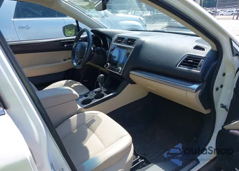 2018 Subaru Outback 2.5I Limited z USA, uszkodzony, nr VIN 4S4BSANC8J3376680